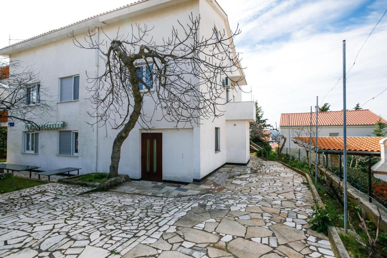 Apartamento Marie I Nikola Krk Town Exterior foto